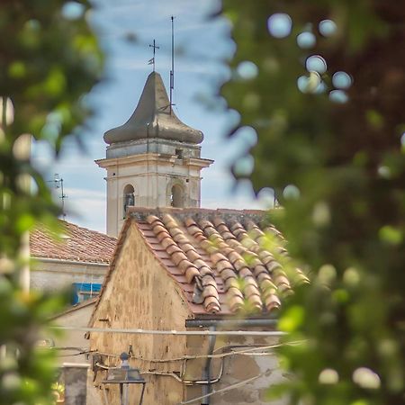 Boutique B&B Residenza Farnese Exterior photo