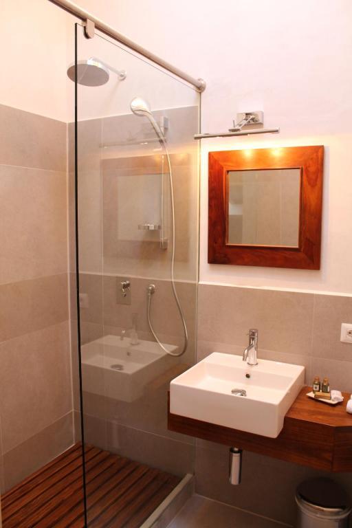 Boutique B&B Residenza Farnese Exterior photo