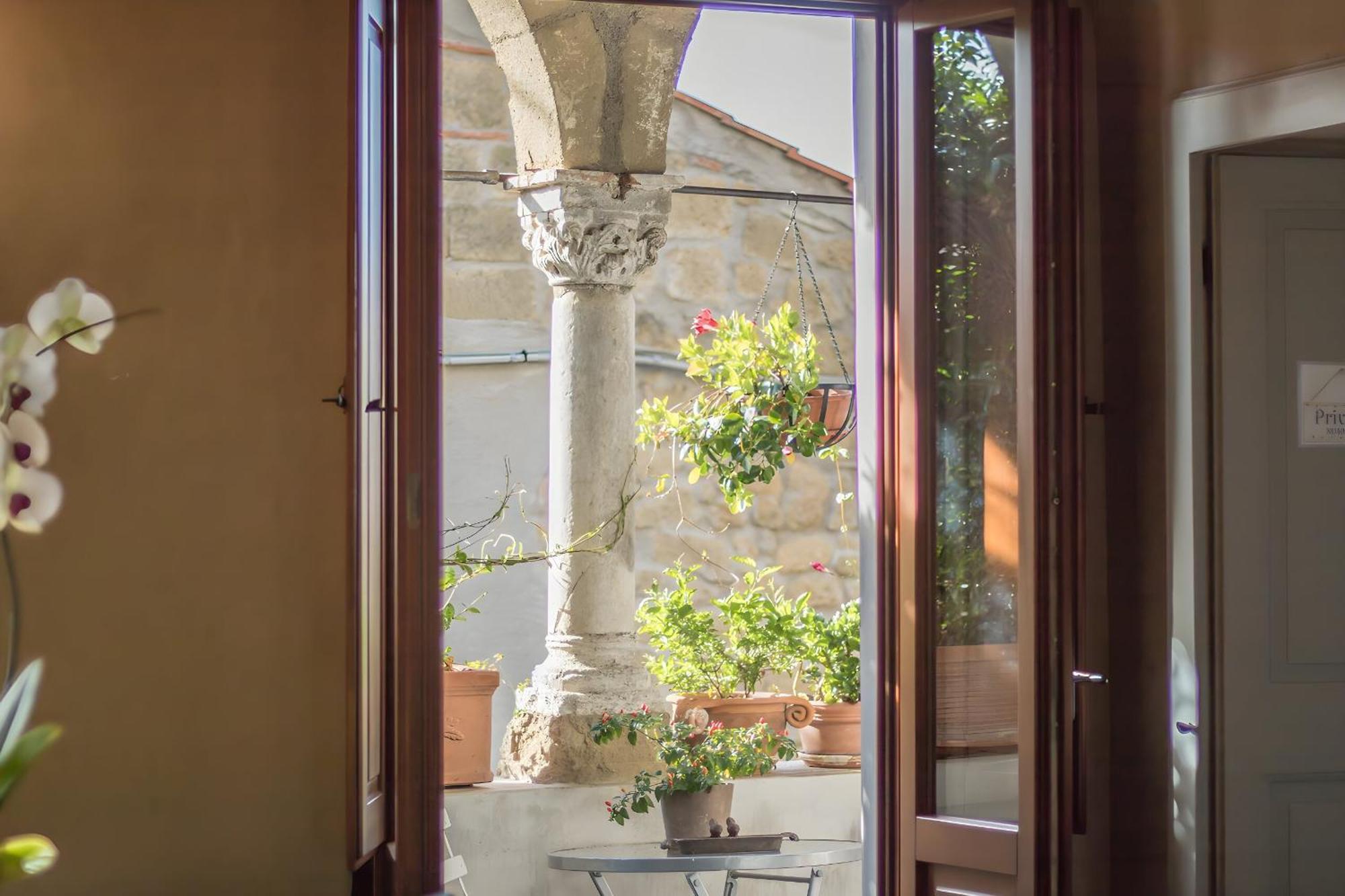 Boutique B&B Residenza Farnese Exterior photo