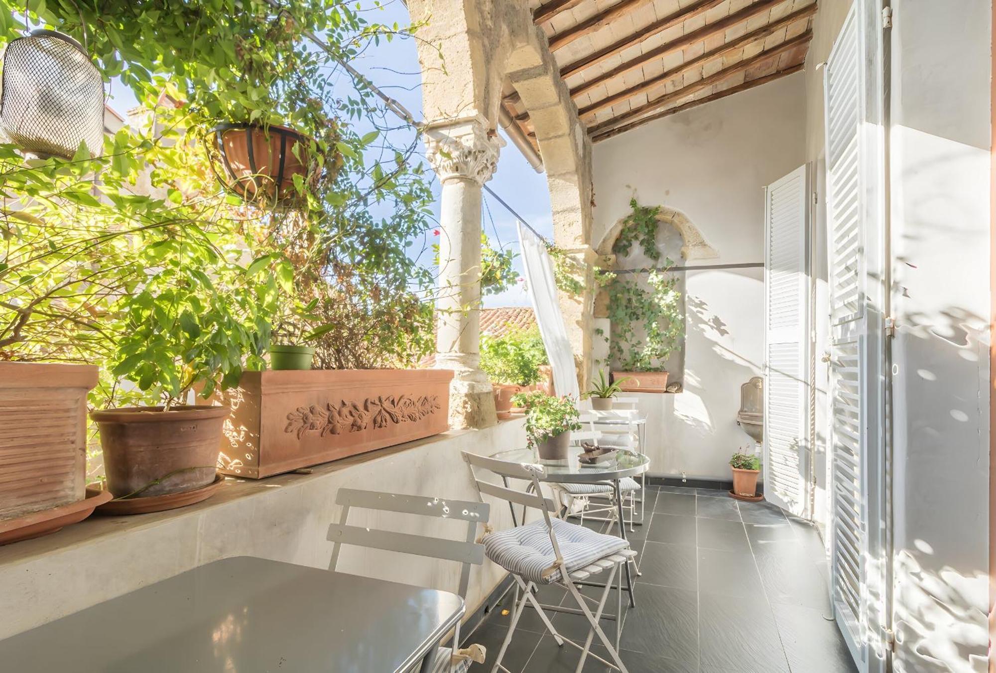 Boutique B&B Residenza Farnese Exterior photo